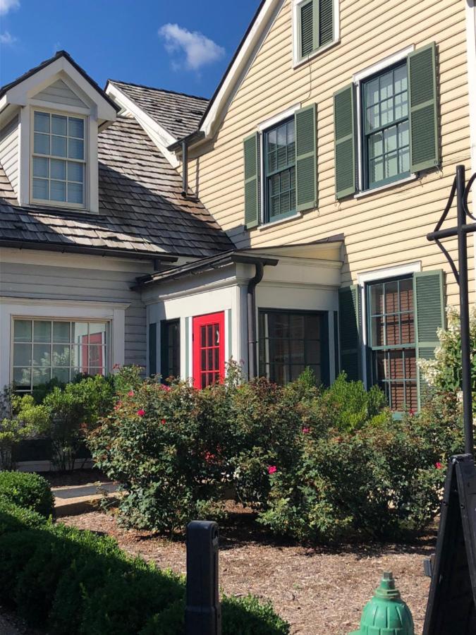 Howard'S Creek Inn 白硫磺泉镇 外观 照片